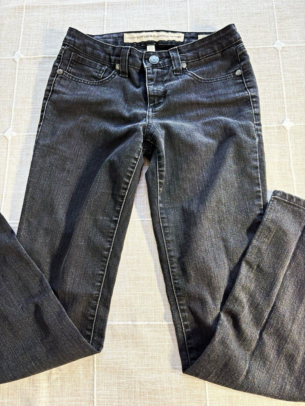 Nine West Black Denim Mid Rise Straight Leg Jeans Size 4 Button Closure